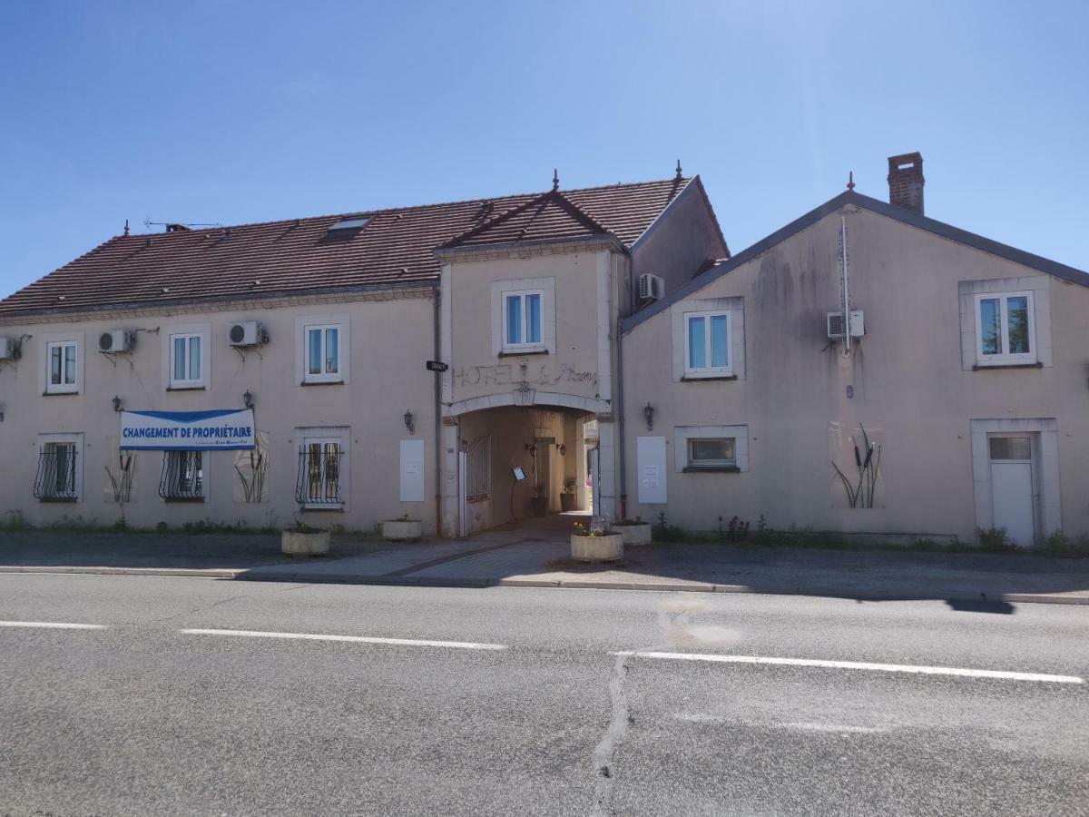 Hotel Le Marais Voue Eksteriør billede